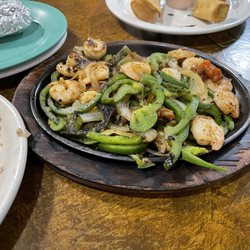 Los Agaves Mexican Restaurant - Shrimp fajitas