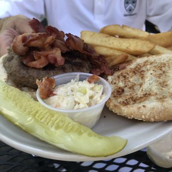 Charley's Aunt - Burger - American Near Me - Chatham, New Jersey