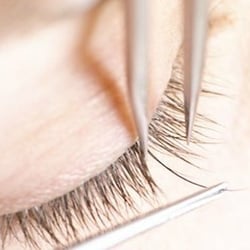 Magic Lash & Nail Studio - Apply One by one to each individual natural lash