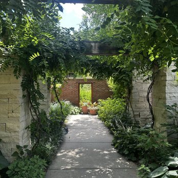 Lauritzen Gardens - Venues & Event Spaces Near Me - Omaha, Nebraska