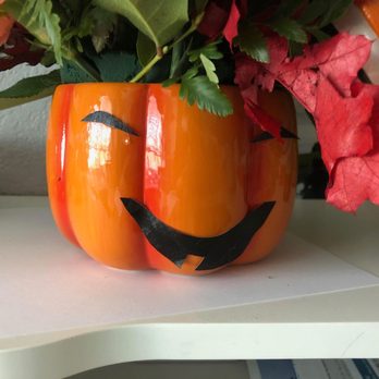 Flowers By Lorena - looks NOTHING like the picture - Florists Near Me - Chino, California Flowers By Lorena - looks NOTHING like the picture - Florists Near Me - Chino, California