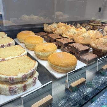Starbucks - Pastry - Coffee & Tea Near Me - Rome, RM
