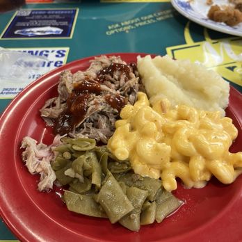 Mildred's Restaurant - Southern Near Me - Ardmore, Alabama