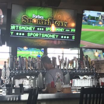 Primanti Bros. Restaurant and Bar - Sandwiches Near Me - Youngstown, Ohio Primanti Bros. Restaurant and Bar - Sandwiches Near Me - Youngstown, Ohio