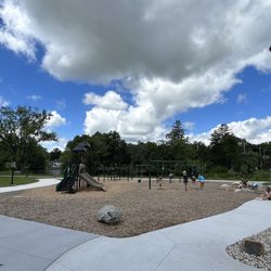 Ten Club Park - A beautiful park