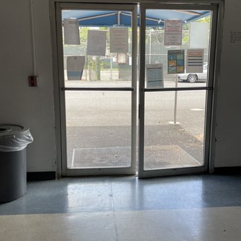 Navy College Office - Entrance/exit from inside building (tennis court side) - College Counseling Near Me - Honolulu, Hawaii Navy College Office - Entrance/exit from inside building (tennis court side) - College Counseling Near Me - Honolulu, Hawaii
