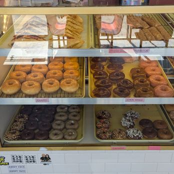 Ronald's Donuts - Maple Bacon is the move - Donuts Near Me - Las Vegas, Nevada