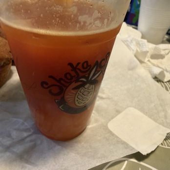 Shaka Shaka Tea House - Goji berry tea with lychee jelly - Bubble Tea Near Me - Winter Park, Florida