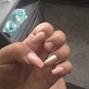 Chic Nails & Lashes - Nail Salons Near Me - Los Angeles, California