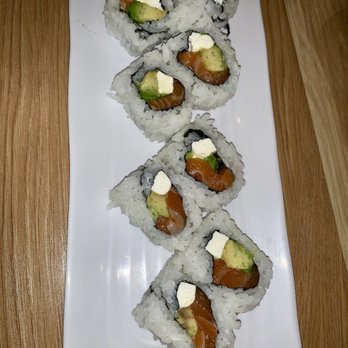 Sushi Ara - Philly roll - least fav - Japanese Near Me - Azusa, California Sushi Ara - Philly roll - least fav - Japanese Near Me - Azusa, California