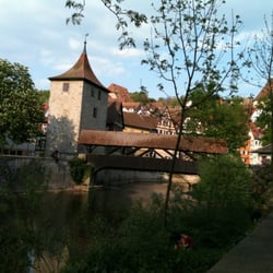 Biergarten auf dem Unterwöhrd