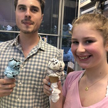 Snowflake Ice Cream Shoppe - Yum! - Ice Cream & Frozen Yogurt Near Me - Riverhead, New York Snowflake Ice Cream Shoppe - Yum! - Ice Cream & Frozen Yogurt Near Me - Riverhead, New York