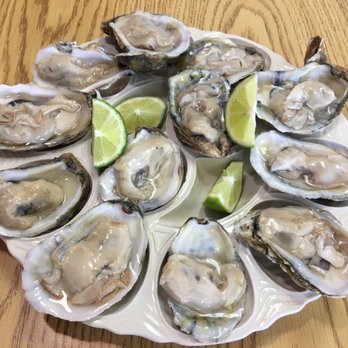 Ostioneria Guadalajara Restaurant - Fresh, fresh, fresh oysters!  4-19-18. - Mexican Near Me - Merced, California