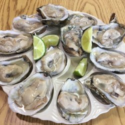 Ostioneria Guadalajara Restaurant - Fresh, fresh, fresh oysters! 4-19-18.