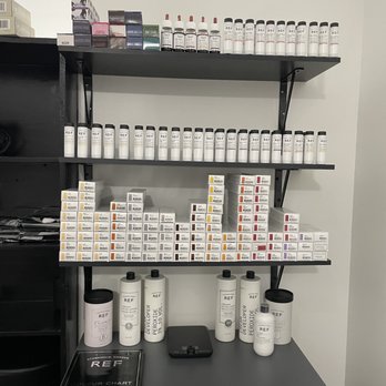 Experience beauty bar - REF color - Hair Salons Near Me - Lincoln, Illinois Experience beauty bar - REF color - Hair Salons Near Me - Lincoln, Illinois