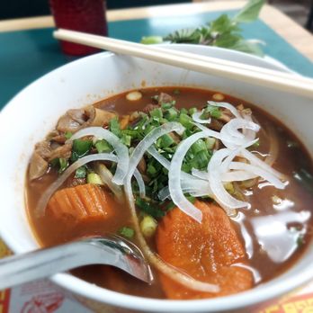Vietnam House - Hu Tieu Bo Kho (Rice noodles with Stewed Beef and Carrots) - Vietnamese Near Me - Brooklyn Park, Minnesota Vietnam House - Hu Tieu Bo Kho (Rice noodles with Stewed Beef and Carrots) - Vietnamese Near Me - Brooklyn Park, Minnesota