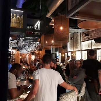 Le Chick - Interior - Cocktail Bars Near Me - Miami, Florida