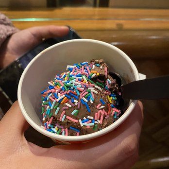 Salt & Straw - Chocolate Gooey Brownie - Ice Cream & Frozen Yogurt Near Me - Seattle, Washington