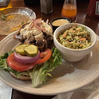Alexander Michael's - Half Pound Burger - American Near Me - Charlotte, North Carolina