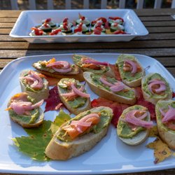Chef Ryan Dawson - Smoked salmon - avocado Crostinis