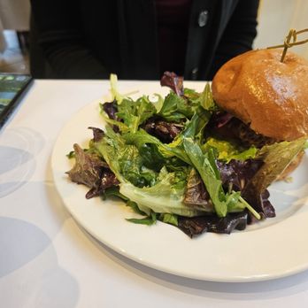 Hudson Garden Grill - Chicken sandwich - New American Near Me - Bronx, New York