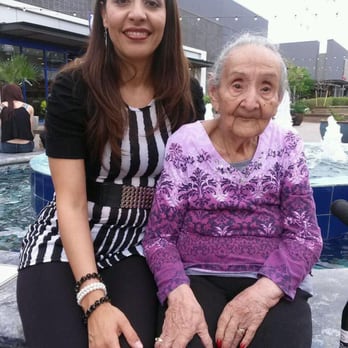 Tender Heart Home Care - Tender Heart Home Care caregiver with client - Home Health Care Near Me - Mesa, Arizona Tender Heart Home Care - Tender Heart Home Care caregiver with client - Home Health Care Near Me - Mesa, Arizona