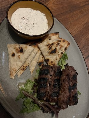 B3 Restaurant & Bar by null