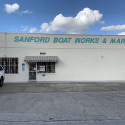Sanford Boat Works & Marina - Front Office