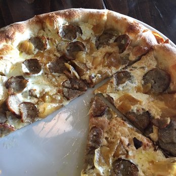 Pizzeria Posto - Smoked mozzarella, sausage and caramelized onions - Pizza Near Me - Rhinebeck, New York