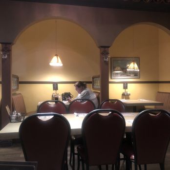 Mona's Italian Restaurant - Dining room - Italian Near Me - San Diego, California Mona's Italian Restaurant - Dining room - Italian Near Me - San Diego, California