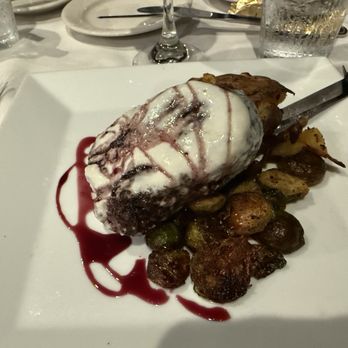 Roger Rocka's Dinner Theater - Filet Mignon additional $21 - Dinner Theater Near Me - Fresno, California