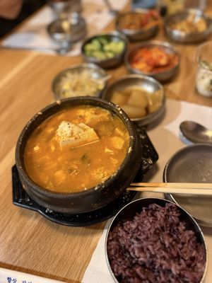 So Gong Dong Tofu House by null