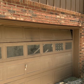 Lindsey's Garage Doors - Before operated worse than it looks. - Garage Door Services Near Me - Lancaster, Kentucky Lindsey's Garage Doors - Before operated worse than it looks. - Garage Door Services Near Me - Lancaster, Kentucky