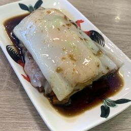 Assorted rice noodle rolls (shrimp, beef, BBQ pork)