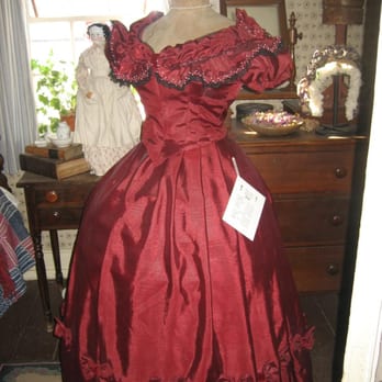 The Village At Black Creek - A dress that a pioneer (actor) made. - Museums Near Me - Downsview, Ontario