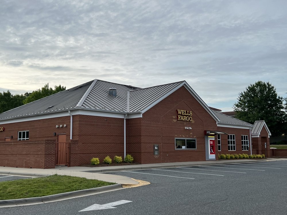 WELLS FARGO BANK Updated September 2024 14215 Market Square Dr