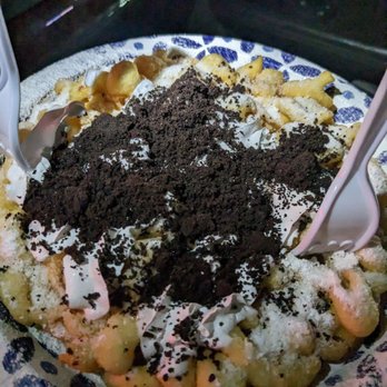Funnel Cake Factory - Whipped cream & Oreo - Bakeries Near Me - Pigeon Forge, Tennessee