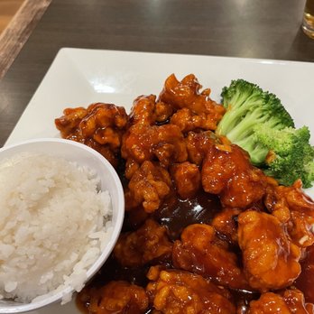 Reren Lamen & Bar - General Tso's Bourbon Chicken - Ramen Near Me - Washington, DC, District of Columbia