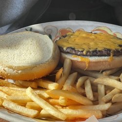 Ixtapa Mexican Restaurant - Cheeseburger with fries