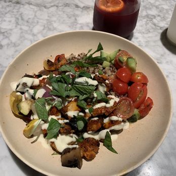 Flower Child - Mediterranean Chicken Kabob - Salad Near Me - Woodlands, Texas