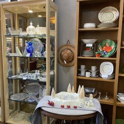 Foothills Animal Rescue Resale Boutique