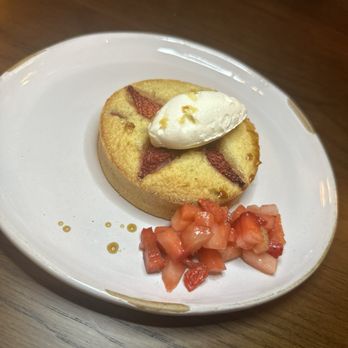 Evelyn's - Strawberry tart - Wine Bars Near Me - Nashville, Tennessee Evelyn's - Strawberry tart - Wine Bars Near Me - Nashville, Tennessee