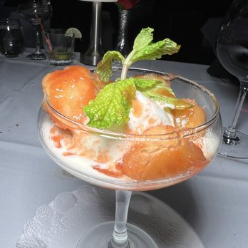 UN Plaza Grill - Kosher Near Me - New York, New York