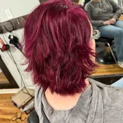 Smokin’ Gun Spa And Salon - Vibrant Violet!