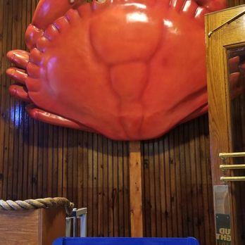 King Crab - Waiting area/front foyer - Seafood Near Me - Charlotte, North Carolina