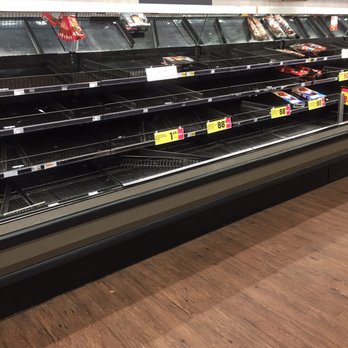 Ralphs - Meat rack. Empty - Grocery Near Me - Hawthorne, California