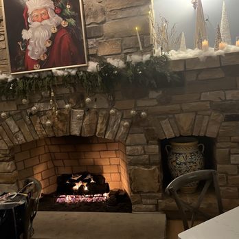 Vincent William Wine - Fireplace - Wineries Near Me - Madison, Ohio Vincent William Wine - Fireplace - Wineries Near Me - Madison, Ohio