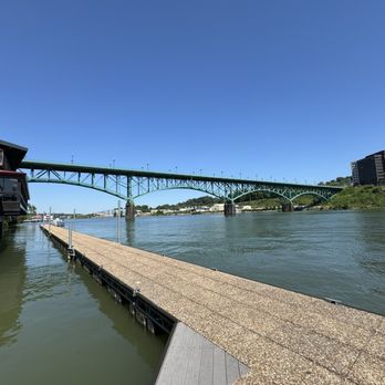 Calhoun's - River view - Barbeque Near Me - Knoxville, Tennessee Calhoun's - River view - Barbeque Near Me - Knoxville, Tennessee