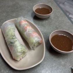 Pho Namdo - Spring rolls!