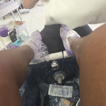 Haven Nail Lounge - Nail Salons Near Me - Indianapolis, Indiana